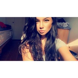 Meet your Posher, Hailey